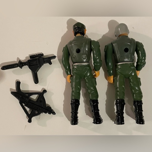 2 Desert Defender Action Figures G.I Joe 1980s. 4 inch with accessories as shown - Picture 2 of 2